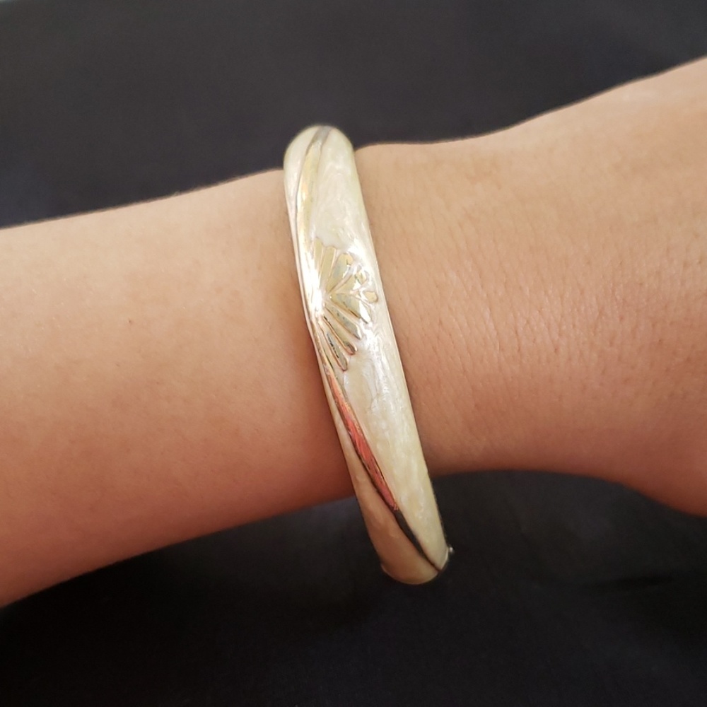 Gold gypsie bangle bracelet